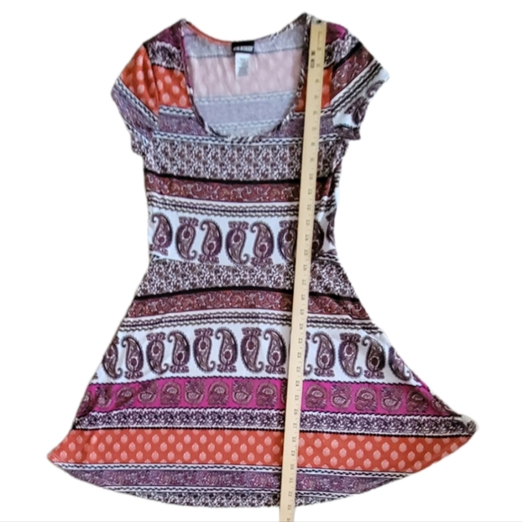 Dress 👗 Mid-length Capped-Sleeve - Picture 2 of 4